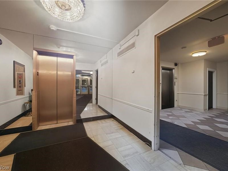 18975 Van Aken Boulevard, Unit 201, Shaker Heights, OH 44122 Photo 33