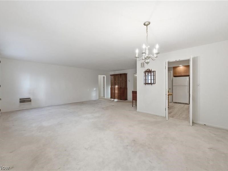 18975 Van Aken Boulevard, Unit 201, Shaker Heights, OH 44122 Photo 7