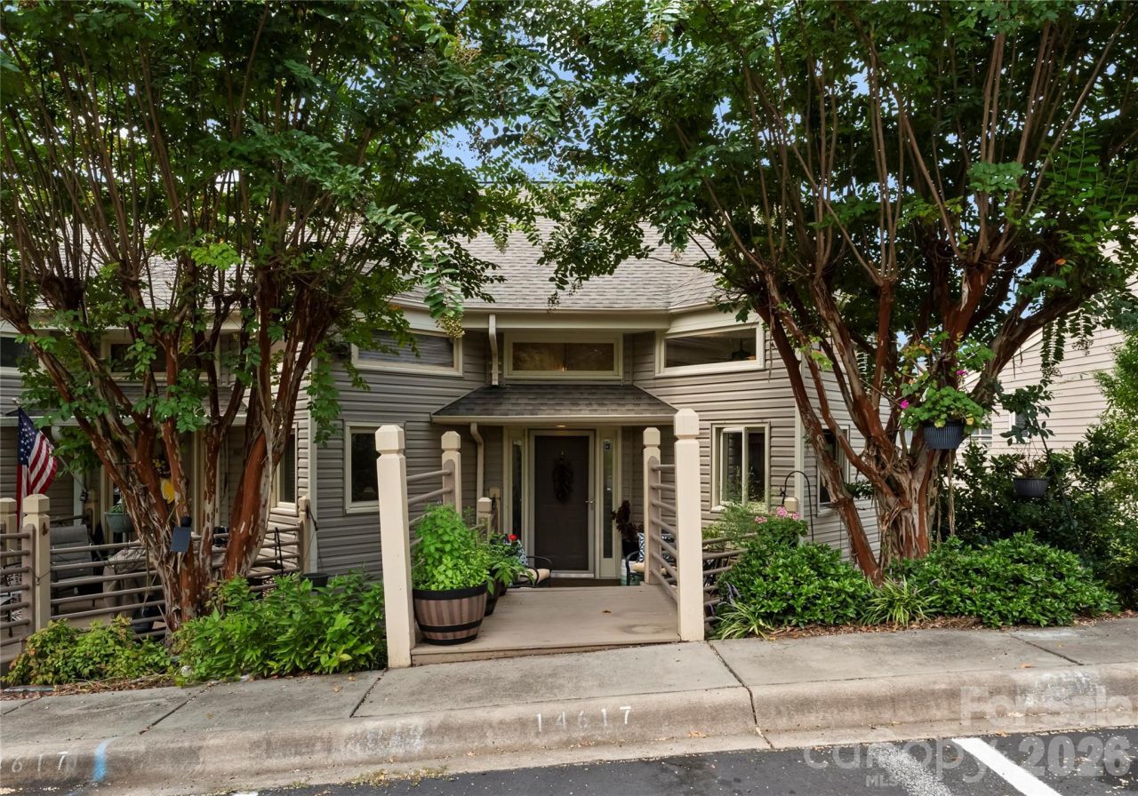 14617 Waterside Drive, Charlotte, NC 28278 Main Photo