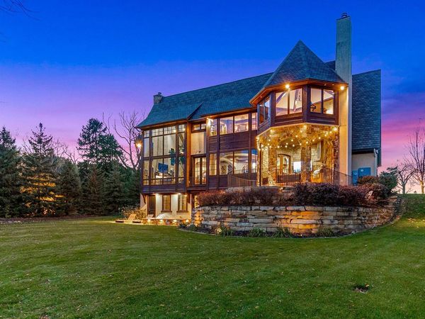4680 Palmer Pointe Road, Excelsior, MN 55331