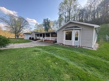 3399 Howells Mill Road, Ona, WV 25545