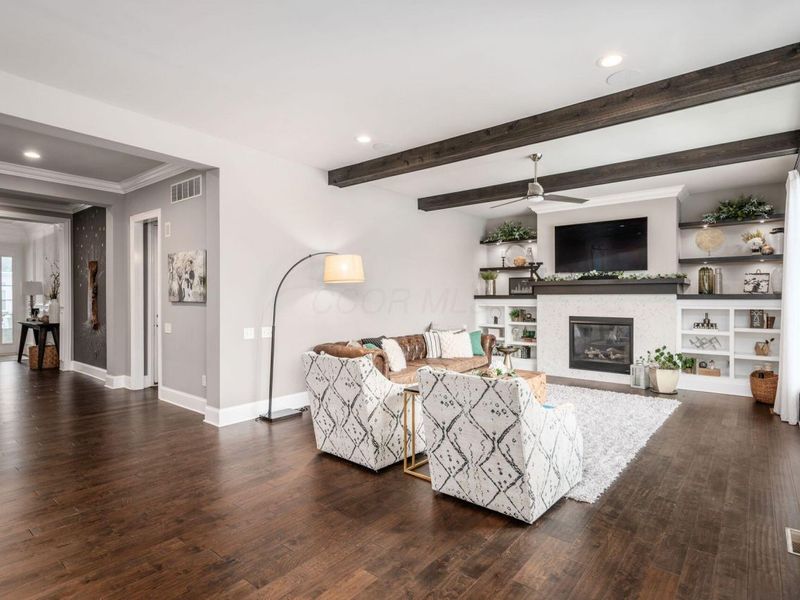 10600 Honeysuckle Way, Plain City, OH 43064 Photo 6