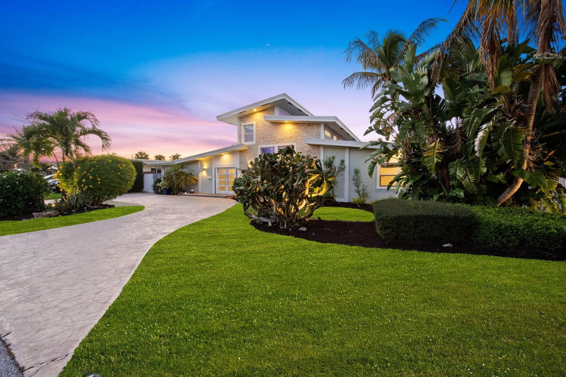 2675 NE 24th St, Lighthouse Point, FL 33064 Photo