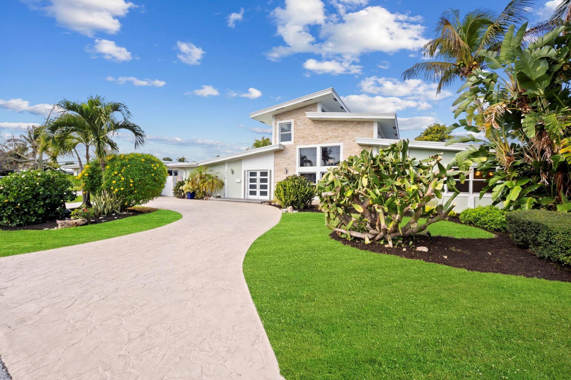 2675 NE 24th St, Lighthouse Point, FL 33064 Photo