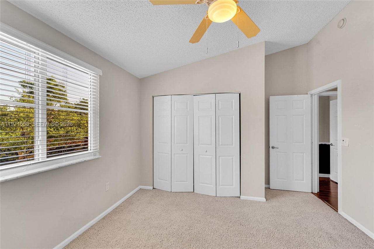 9840 NW 19th Pl, Sunrise, FL 33322 Photo