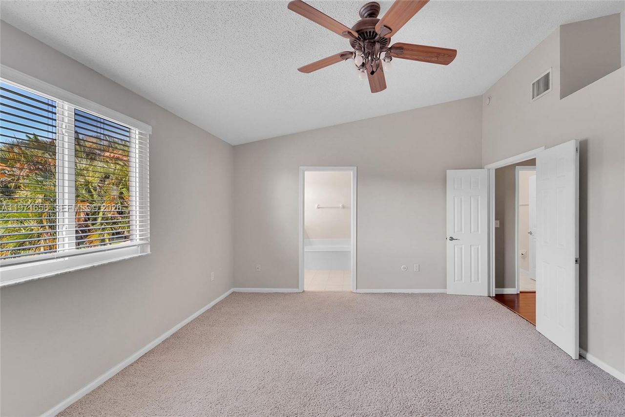 9840 NW 19th Pl, Sunrise, FL 33322 Photo