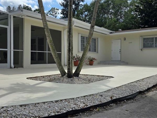 6500 SW 82nd Ave, Miami, FL 33143