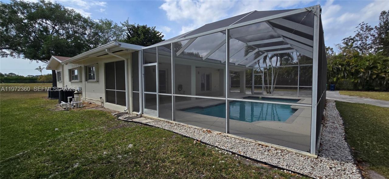 6500 SW 82nd Ave , Miami, FL 33143 Photo