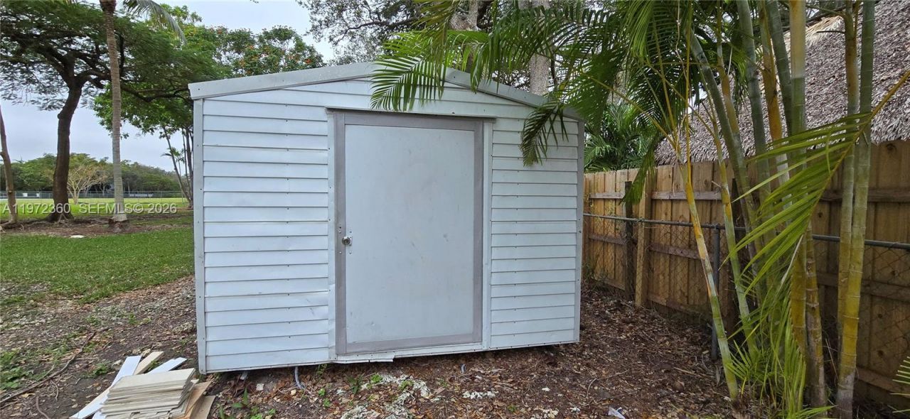 6500 SW 82nd Ave, Miami, FL 33143 Photo