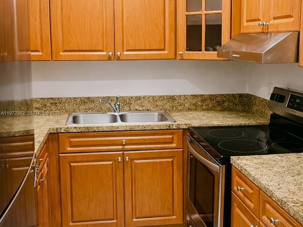 13820 SW 112th St , Unit 204, Miami, FL 33186