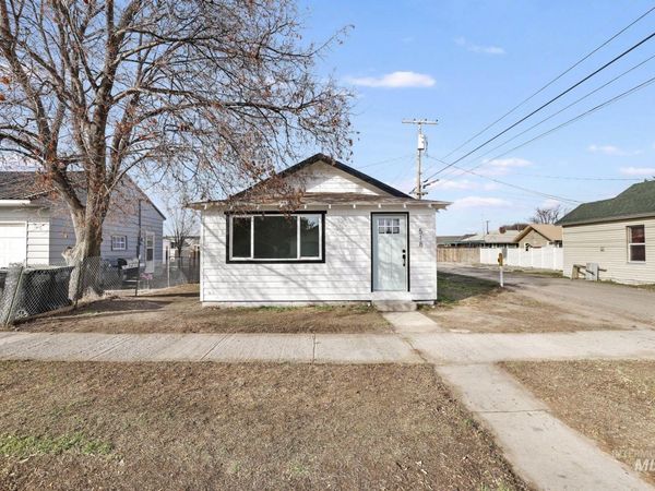 518 E 13th Street, Burley, ID 83318