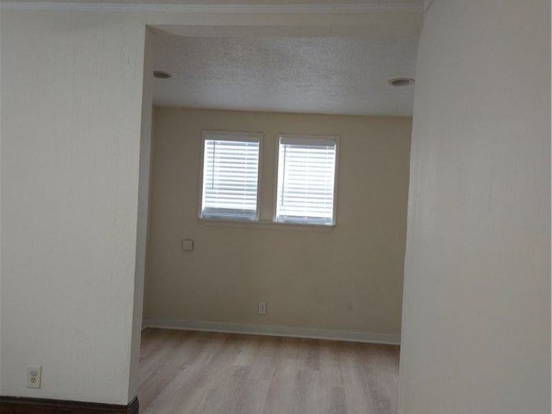 80 E Ido Avenue, Akron, OH 44301 Photo 17