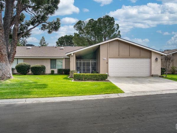 2000 Ashe Road, Unit 21, Bakersfield, CA 93309