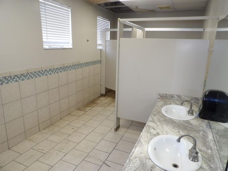 3916 Glenway Avenue, Cincinnati, OH 45205 Photo 20