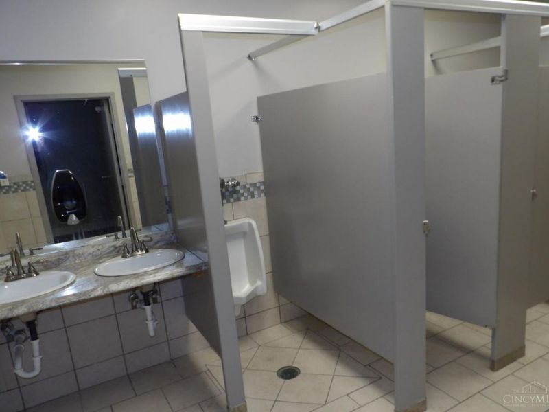 3916 Glenway Avenue, Cincinnati, OH 45205 Photo 23