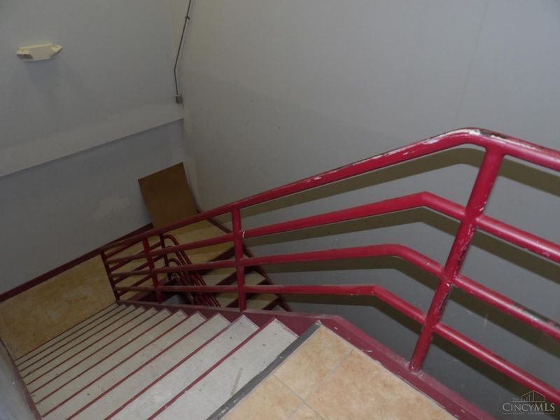 3916 Glenway Avenue, Cincinnati, OH 45205 Photo 41