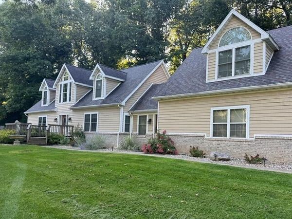 2688 N Goldring Road, La Porte, IN 46350