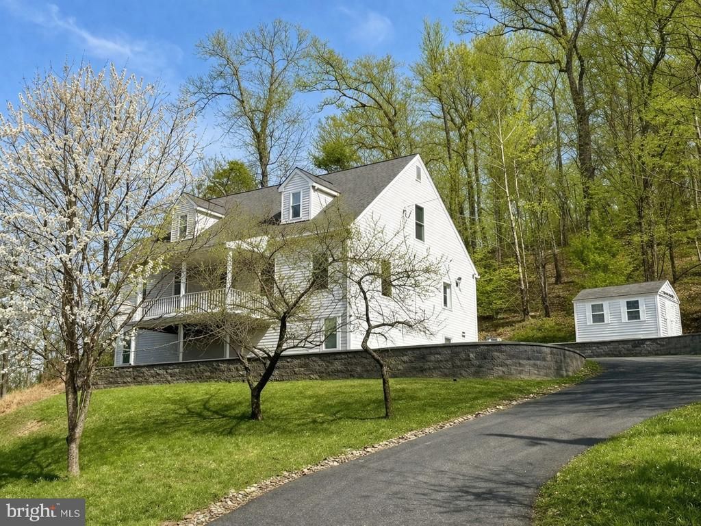 664 Brandy Road, Front Royal, VA 22630 Main Photo