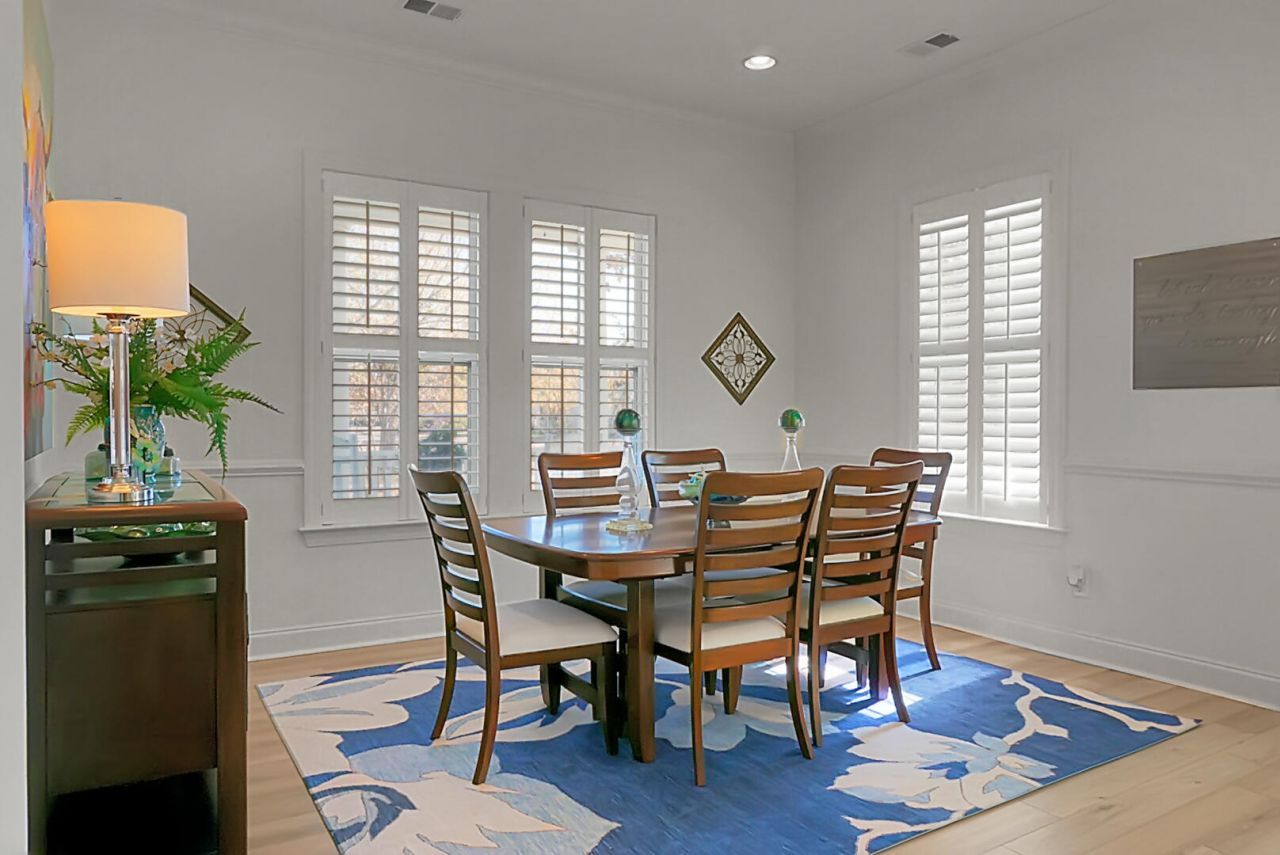 626 Van Buren Drive Photo 18