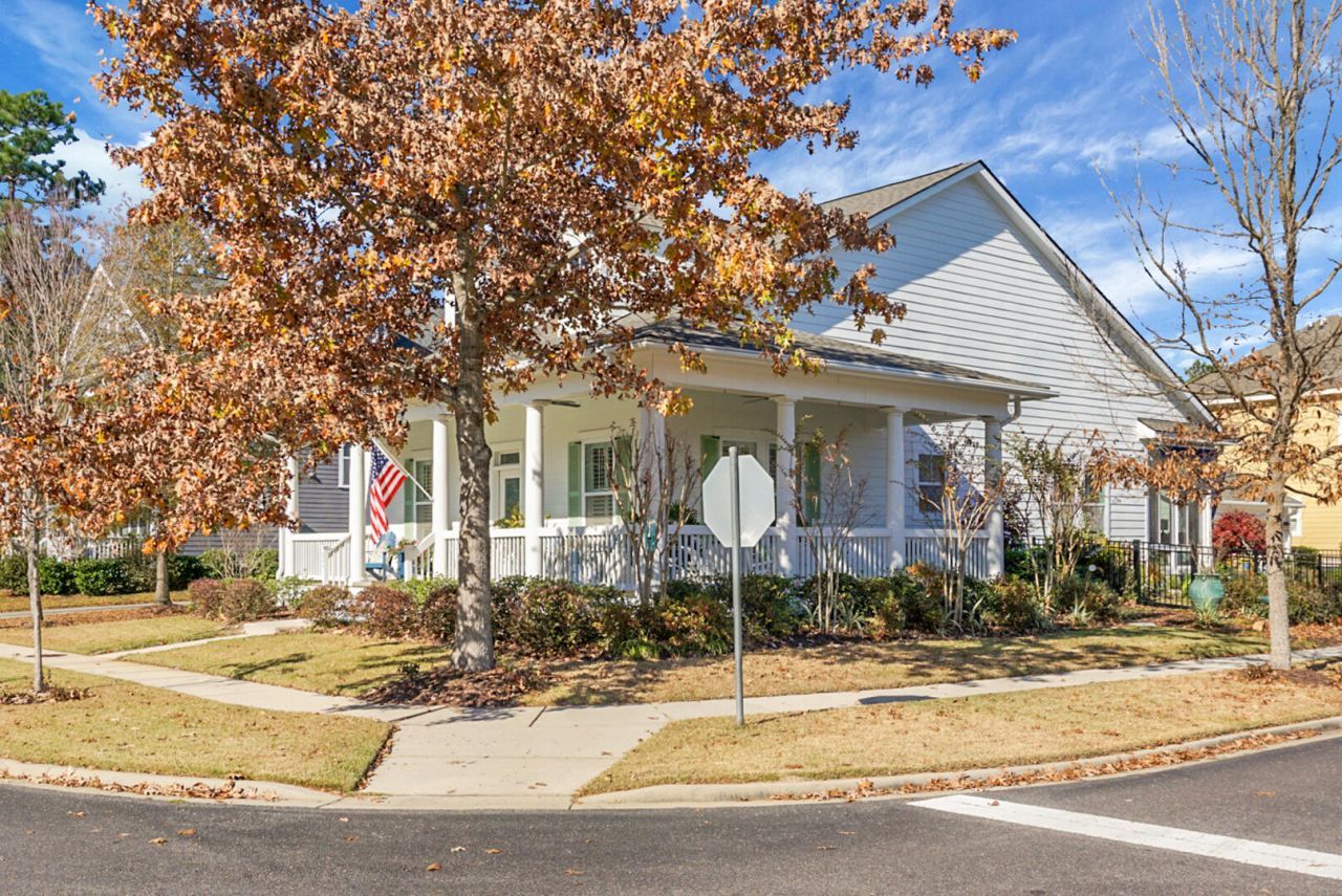 626 Van Buren Drive Photo 5