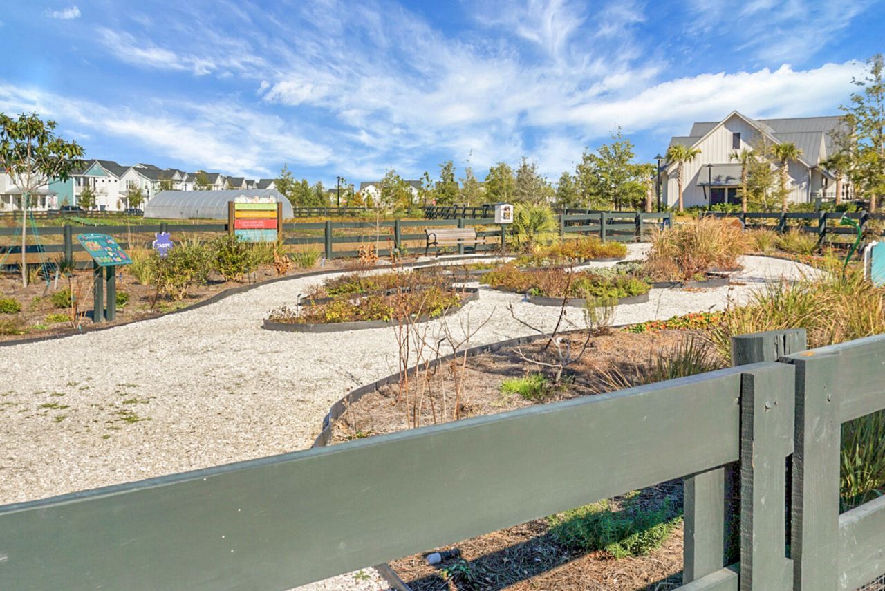 626 Van Buren Drive Photo 67