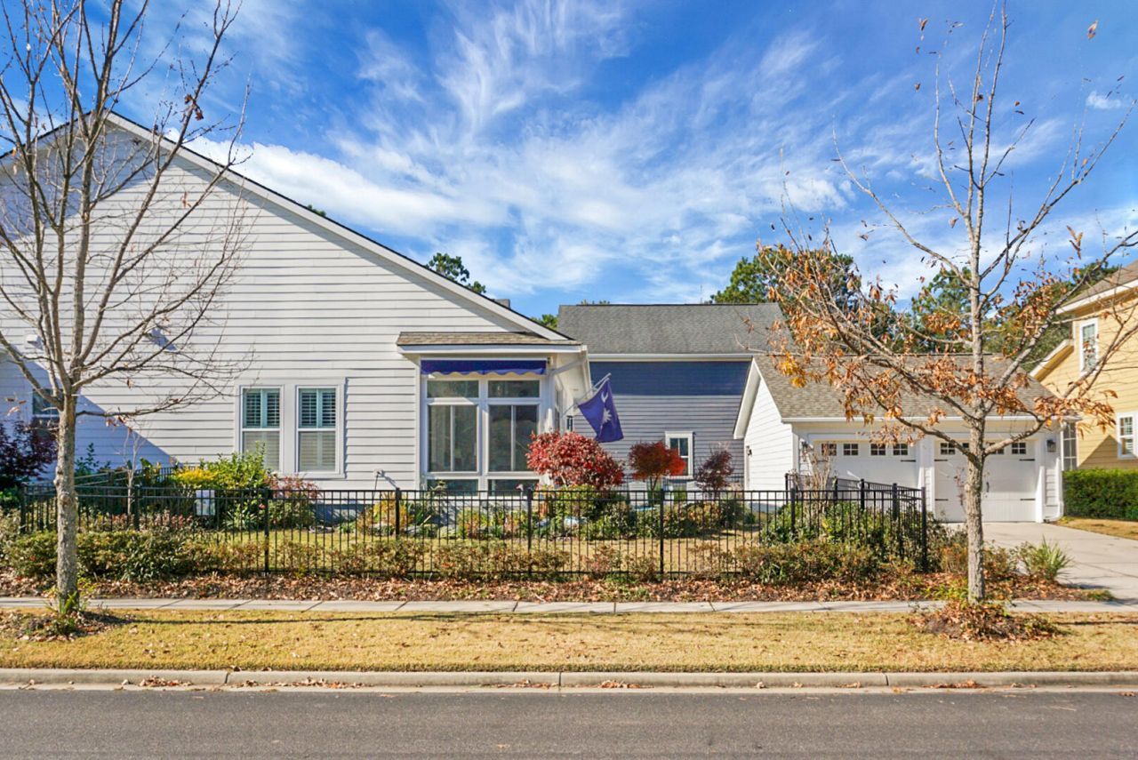 626 Van Buren Drive Photo 8