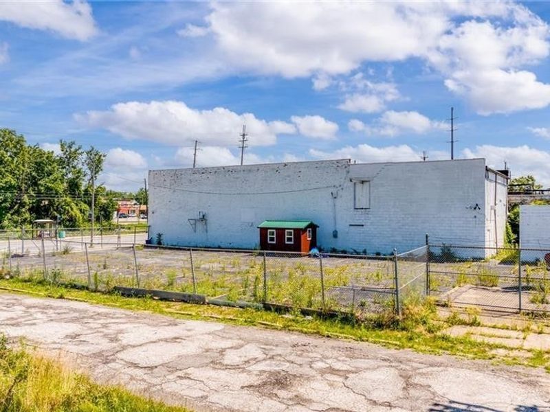 13014 Miles Avenue, Cleveland, OH 44105 Photo 19