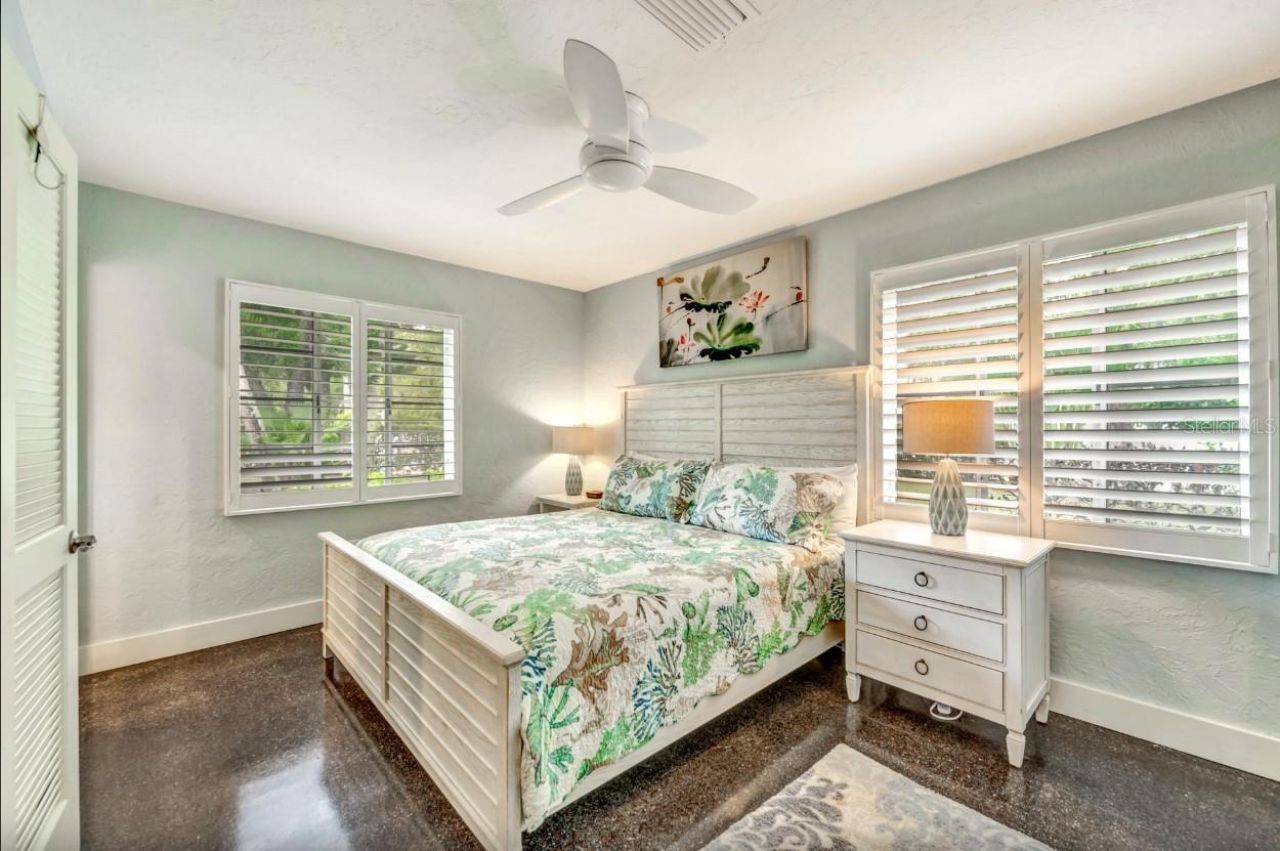 301 Jackson Drive, Sarasota, FL 34236 Photo