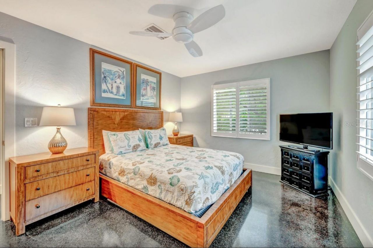 301 Jackson Drive, Sarasota, FL 34236 Photo