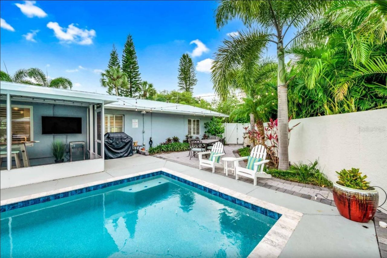 301 Jackson Drive, Sarasota, FL 34236 Photo