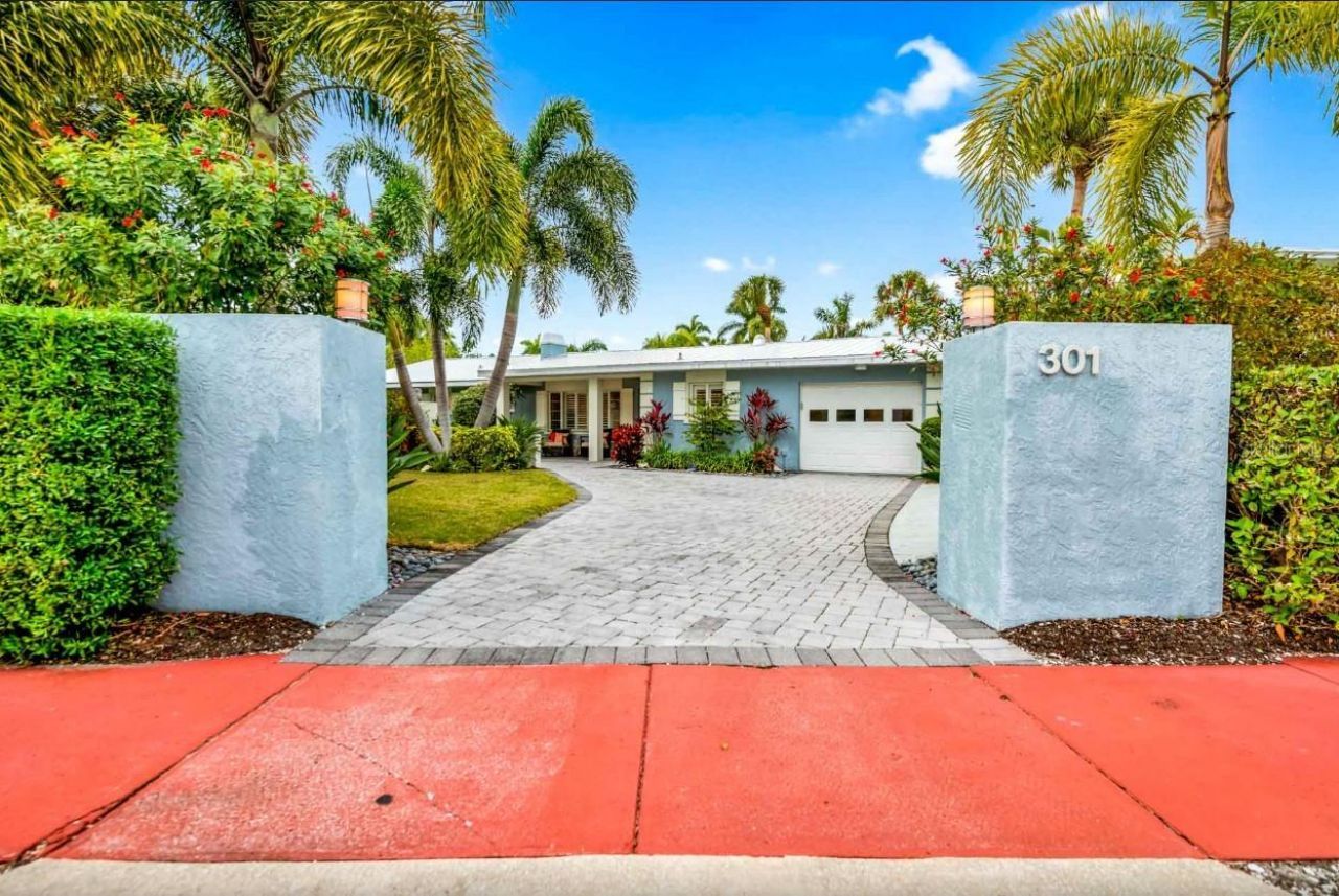 301 Jackson Drive, Sarasota, FL 34236 Photo