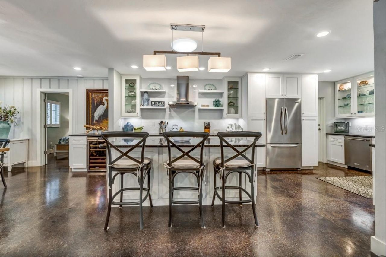 301 Jackson Drive, Sarasota, FL 34236 Photo