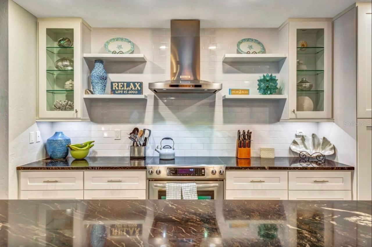 301 Jackson Drive, Sarasota, FL 34236 Photo