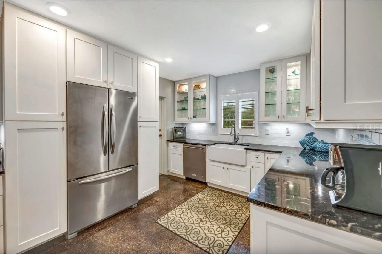 301 Jackson Drive, Sarasota, FL 34236 Photo