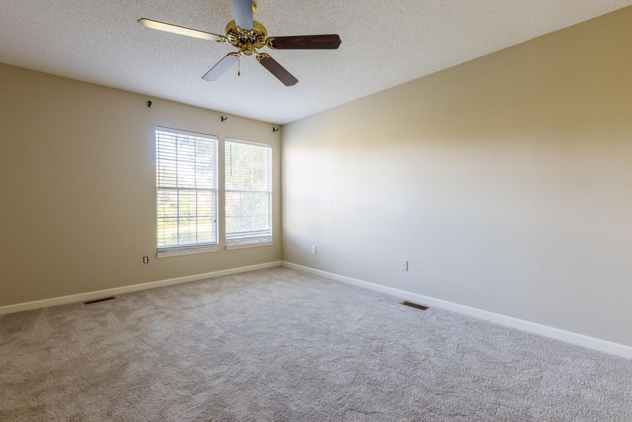 386 Jardinere Walk Photo 7