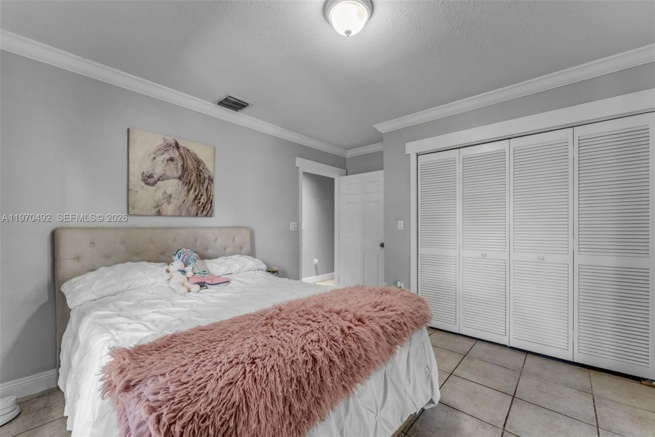 20076 SW 190th St, Miami, FL 33187 Photo