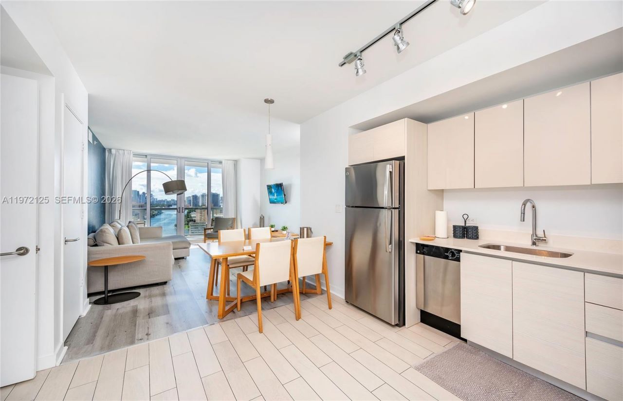 2602 E Hallandale Beach Blvd , Unit R1903, Hallandale Beach, FL 33009 Photo