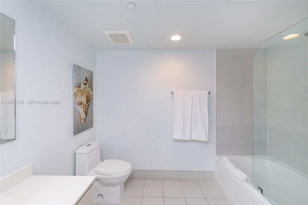 2602 E Hallandale Beach Blvd , Unit R1903, Hallandale Beach, FL 33009 Photo