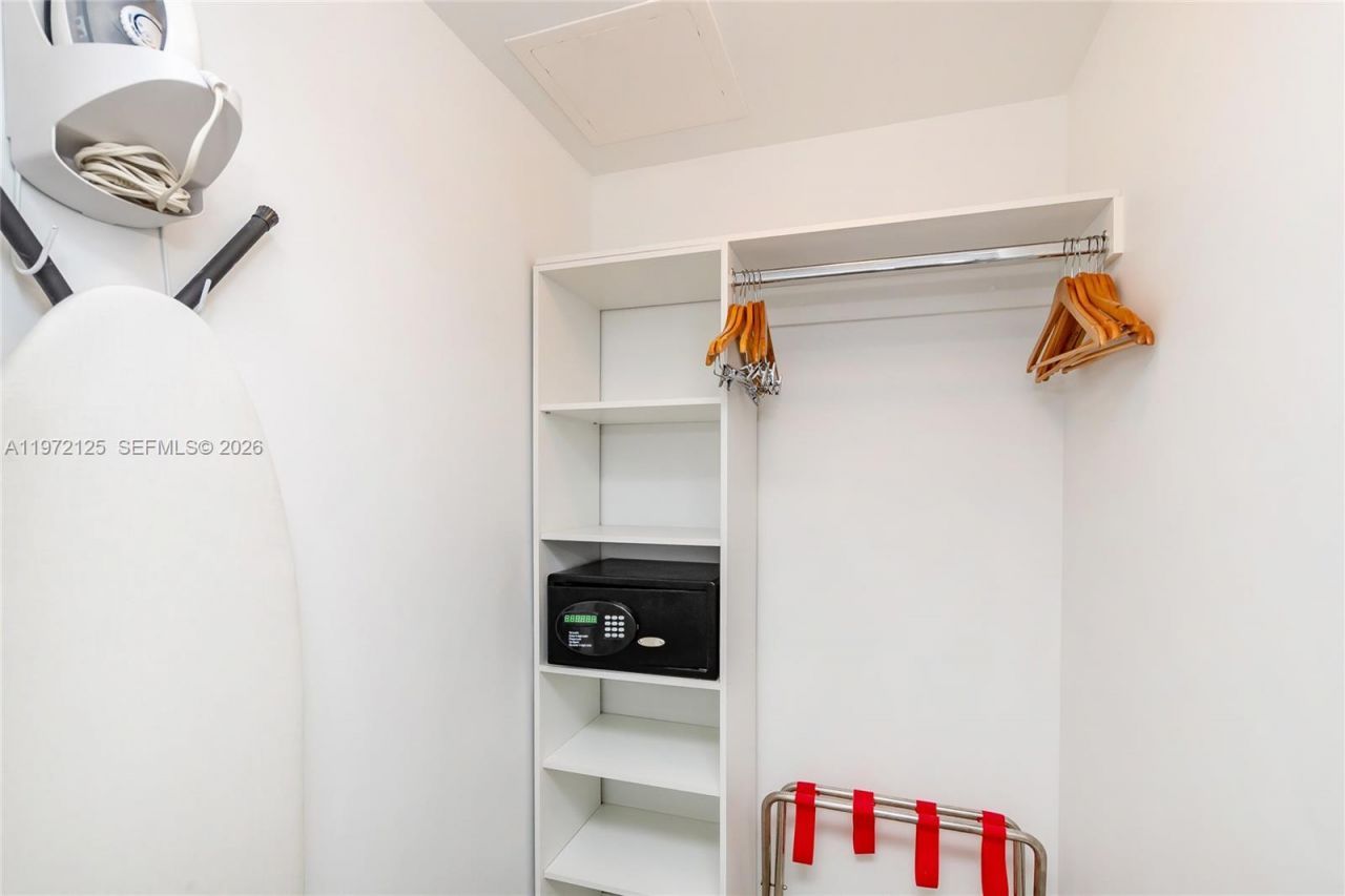 2602 E Hallandale Beach Blvd , Unit R1903, Hallandale Beach, FL 33009 Photo