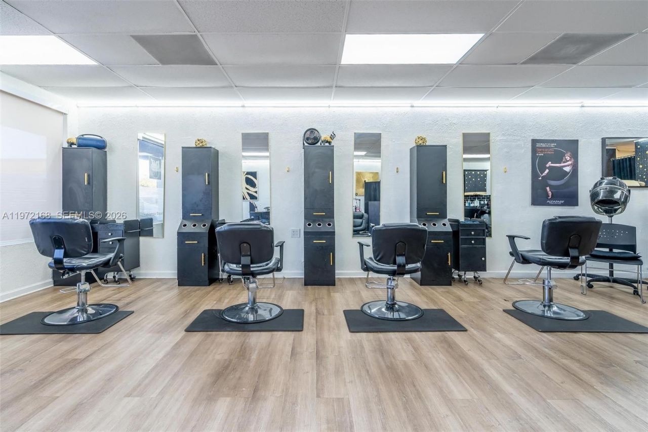 Taft St, Pembroke Pines, FL 33024 Photo