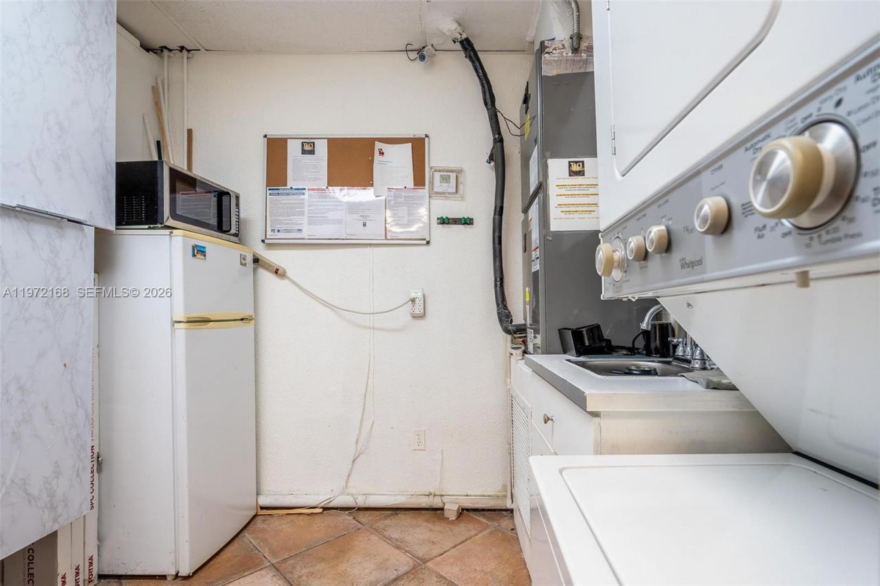 Taft St, Pembroke Pines, FL 33024 Photo