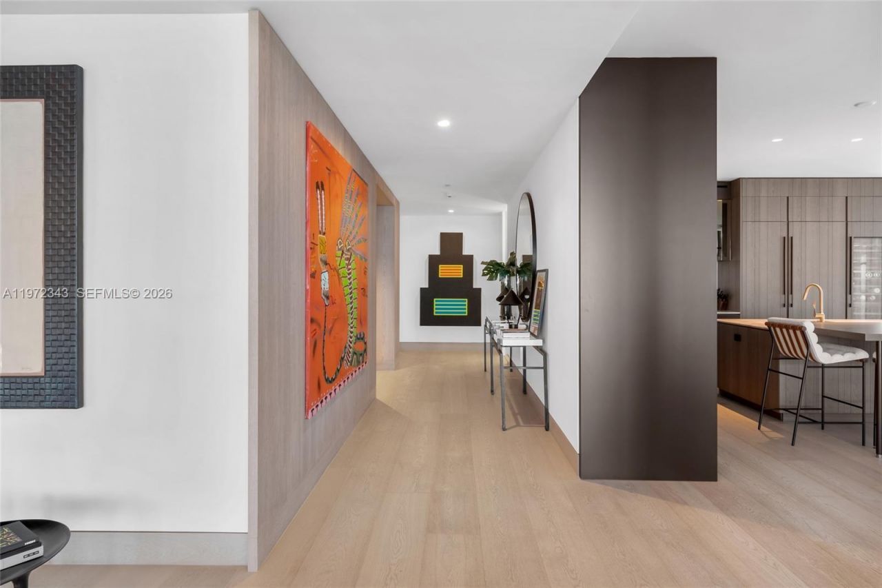 8955 NE Collins Ave, Unit 301, Surfside, FL 33154 Photo