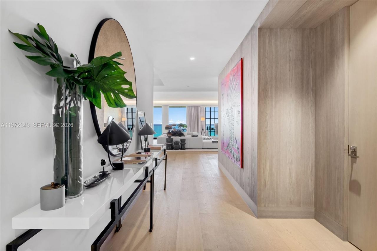 8955 NE Collins Ave, Unit 301, Surfside, FL 33154 Photo