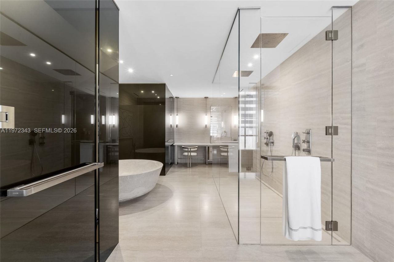 8955 NE Collins Ave, Unit 301, Surfside, FL 33154 Photo