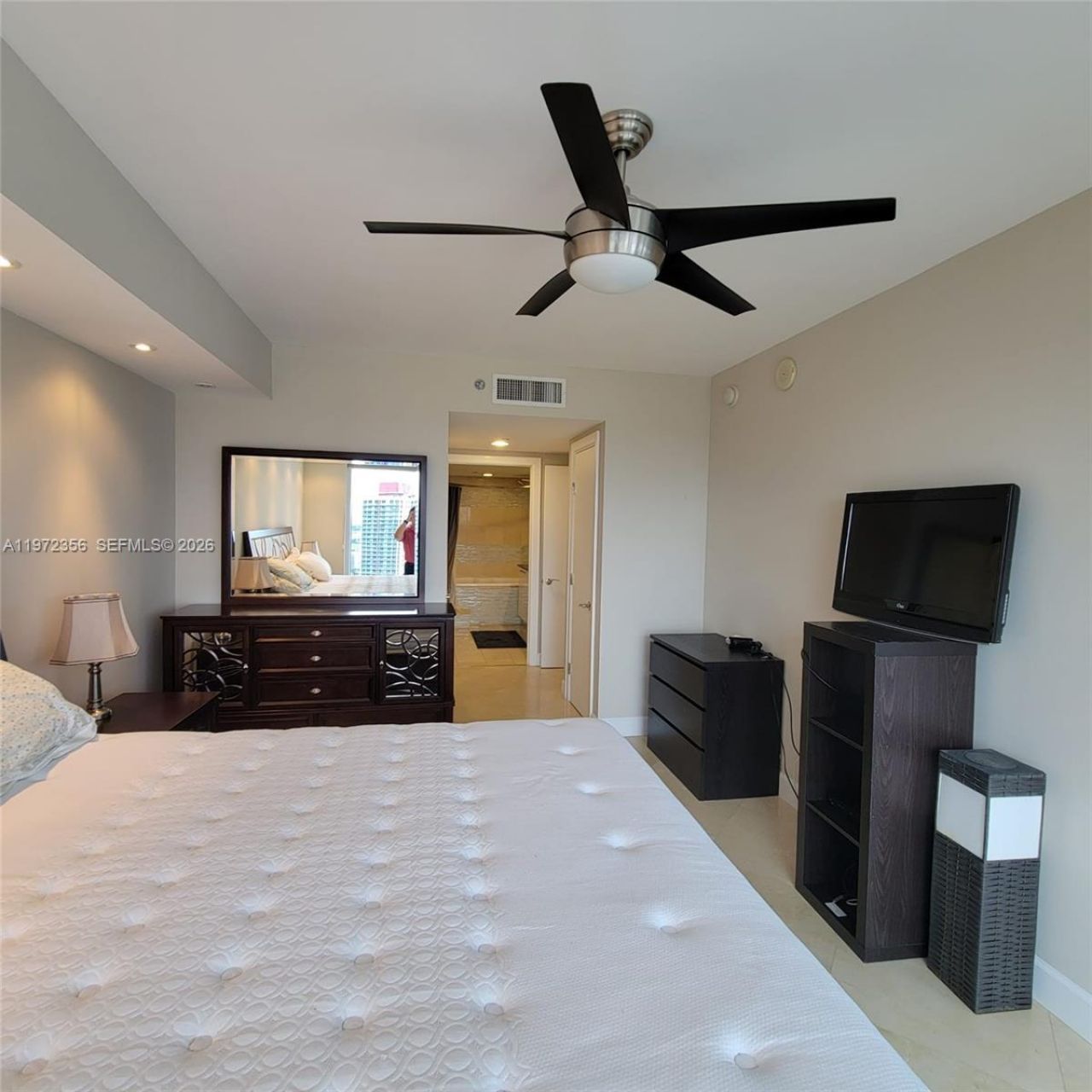 1850 S Ocean Dr, Unit 3007, Hallandale Beach, FL 33009 Photo