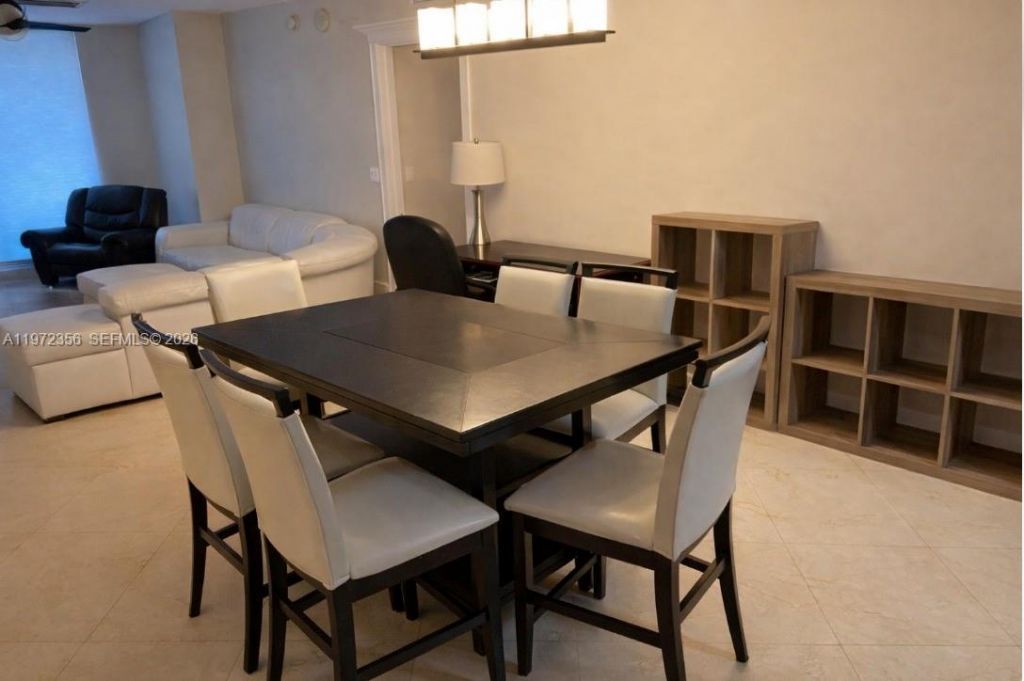 1850 S Ocean Dr, Unit 3007, Hallandale Beach, FL 33009 Photo