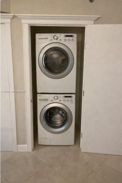 1850 S Ocean Dr, Unit 3007, Hallandale Beach, FL 33009 Photo