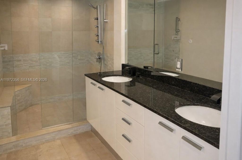 1850 S Ocean Dr, Unit 3007, Hallandale Beach, FL 33009 Photo