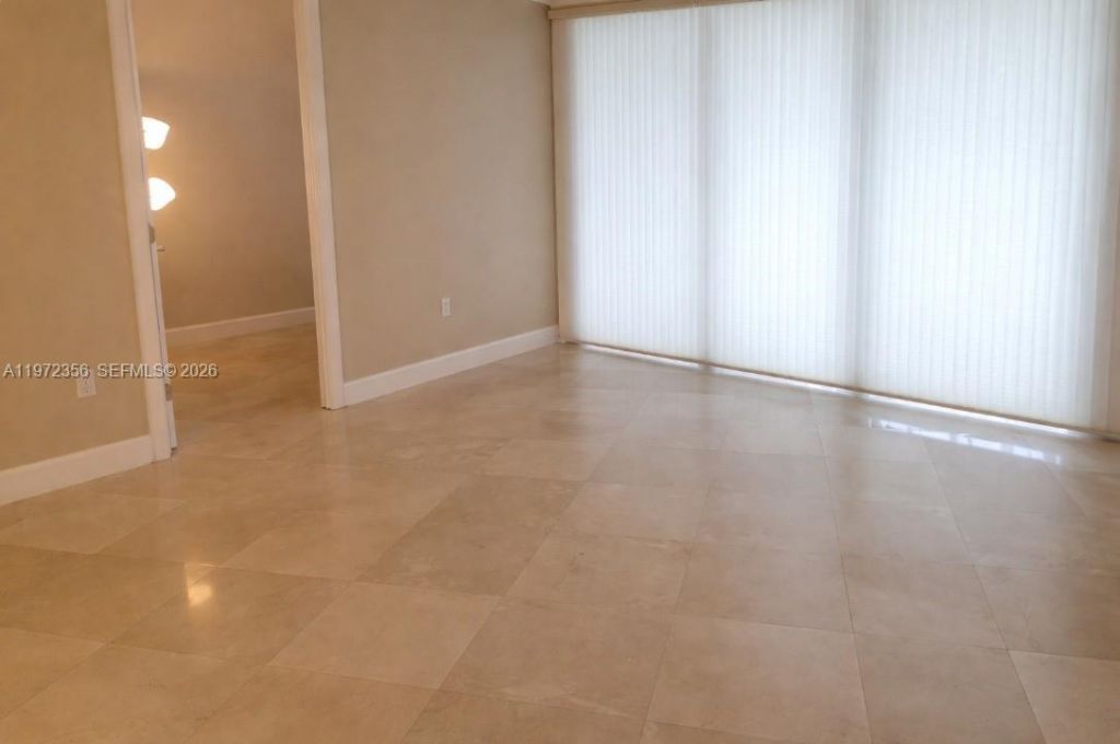 1850 S Ocean Dr, Unit 3007, Hallandale Beach, FL 33009 Photo