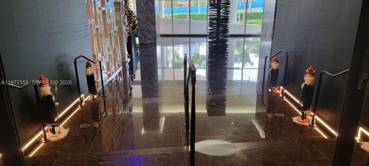 1850 S Ocean Dr, Unit 3007, Hallandale Beach, FL 33009 Photo